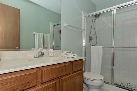 1607 Silvergate Ct, Gurnee, IL 60031 photo 12
