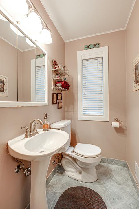 322 S Maple St, Mount Prospect, IL 60056 photo 8
