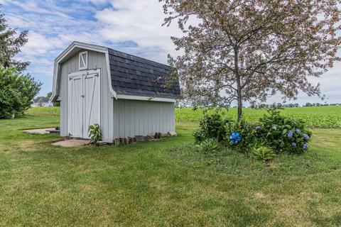 402 W Monroe St, Philo, IL 61864 photo 6