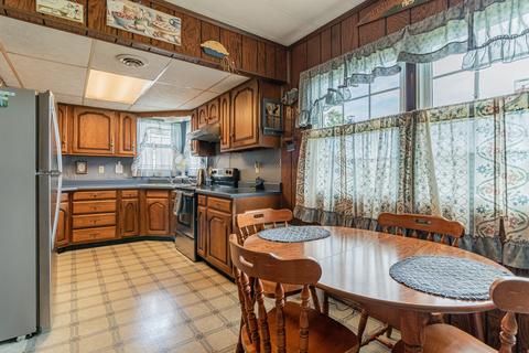 402 W Monroe St, Philo, IL 61864 photo 16