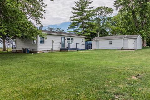 402 W Monroe St, Philo, IL 61864 photo 9