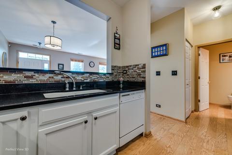 2275 Barrington Dr E, Aurora, IL 60503 photo 10