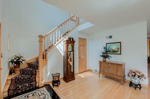 7634 W Devon Ave, Chicago, IL 60631 photo 2