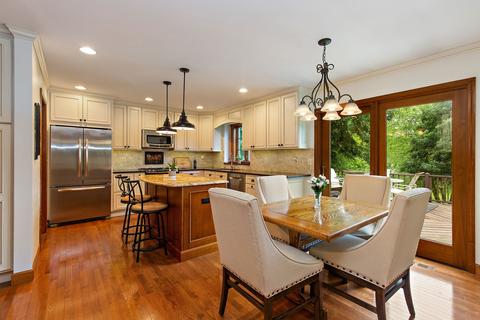 1300 Brandywine Cir, Algonquin, IL 60102 photo 6