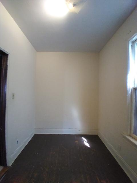 2943 N Gresham Ave, Chicago, IL 60618 photo 10