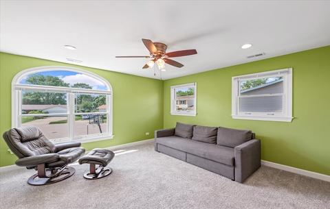 814 Concord Ln, Hoffman Estates, IL 60192 photo 36