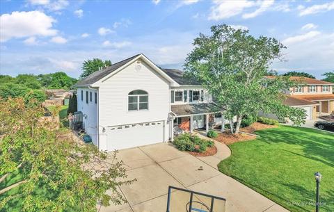 814 Concord Ln, Hoffman Estates, IL 60192 photo 3
