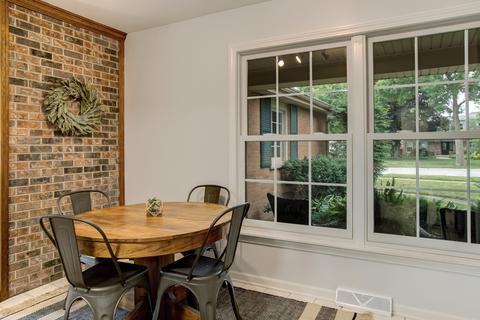 1625 Wadsworth Rd, Wheaton, IL 60189 photo 8