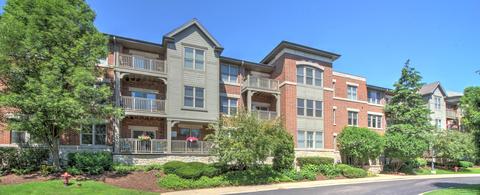 267 E Railroad Ave #203, Bartlett, IL 60103 photo 2