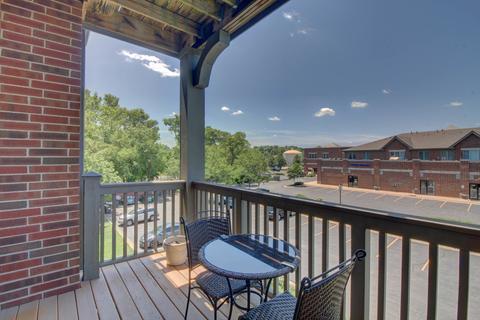 267 E Railroad Ave #203, Bartlett, IL 60103 photo 22