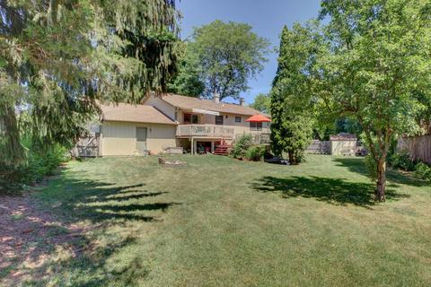 115 Brookside Dr, Elgin, IL 60123 photo 24
