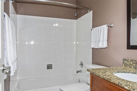 418 Cromwell Cir #3, Bartlett, IL 60103 photo 16
