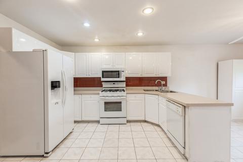 1232 E Bemes Rd, Crete, IL 60417 photo 3