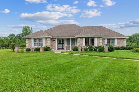 1232 E Bemes Rd, Crete, IL 60417 photo 1