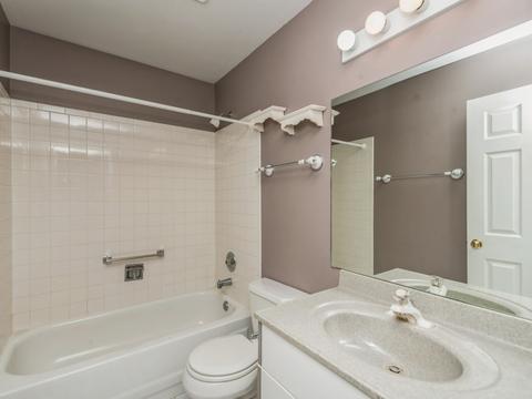 735 Tanglewood Dr, Algonquin, IL 60102 photo 9