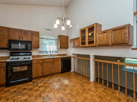 735 Tanglewood Dr, Algonquin, IL 60102 photo 3