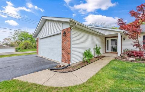 5114 Spring Rd, Mccullom Lake, IL 60050 photo 3