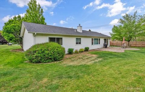 5114 Spring Rd, Mccullom Lake, IL 60050 photo 4