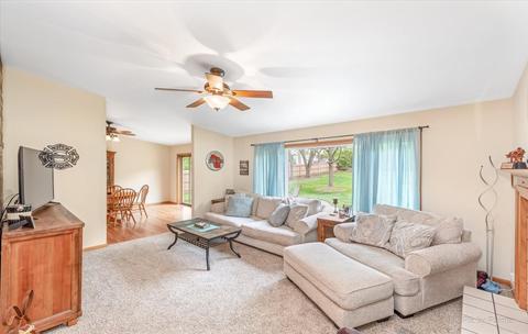5114 Spring Rd, Mccullom Lake, IL 60050 photo 11