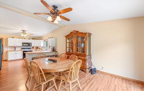 5114 Spring Rd, Mccullom Lake, IL 60050 photo 13