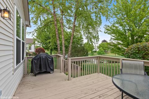 4330 Whitehall Ln, Algonquin, IL 60102 photo 16