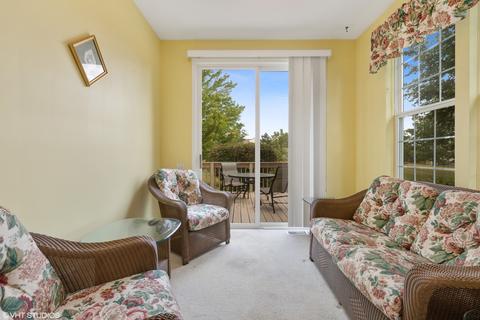 4330 Whitehall Ln, Algonquin, IL 60102 photo 7