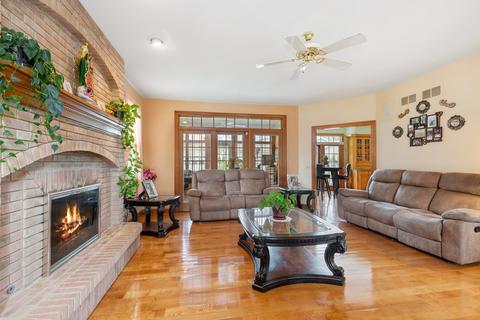 2000 Belvidere Line Dr, Elgin, IL 60123 photo 7
