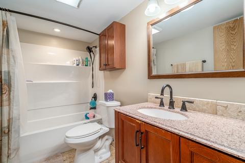 104 E Bailey Rd #1C, Naperville, IL 60565 photo 11