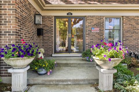 152 Shelley Ln, Wheaton, IL 60189 photo 2
