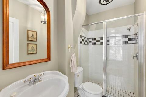 416 N Main St, Wheaton, IL 60187 photo 22