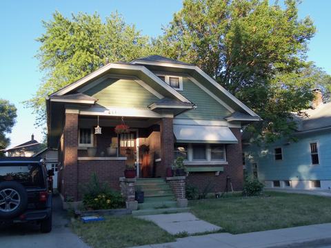 411 Bowen Ct, Elgin, IL 60120 photo 1