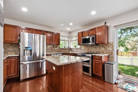 3153 Bennett Pl, Aurora, IL 60502 photo 8