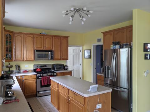 348 Plainview Dr, Bolingbrook, IL 60440 photo 20