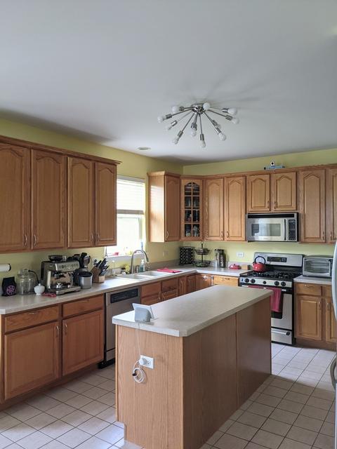 348 Plainview Dr, Bolingbrook, IL 60440 photo 18