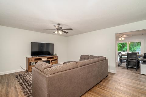 455 W 3rd St, Braidwood, IL 60408 photo 7