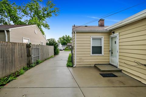 8641 45th St, Lyons, IL 60534 photo 25
