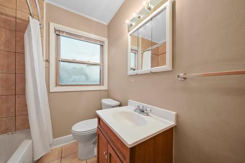 8641 45th St, Lyons, IL 60534 photo 14