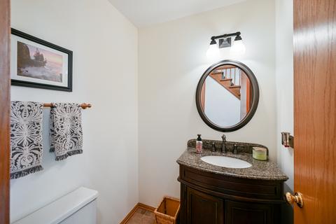 897 Hampton Dr, Carol Stream, IL 60188 photo 14