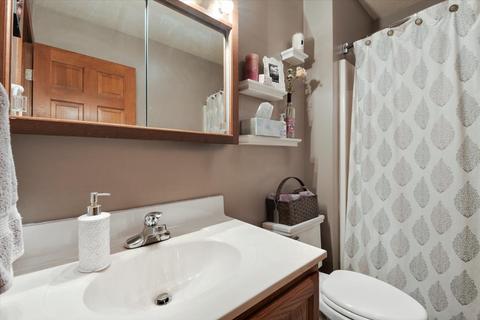 606 Valley View Dr, Philo, IL 61864 photo 7