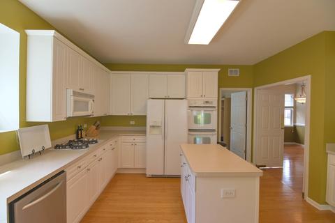 6110 Murifield Dr, Gurnee, IL 60031 photo 9