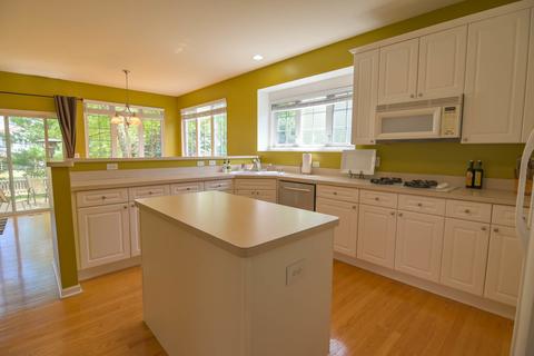 6110 Murifield Dr, Gurnee, IL 60031 photo 7