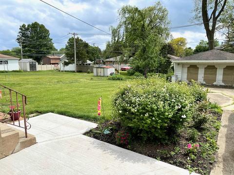 27 W Devon Ave, Roselle, IL 60172 photo 17