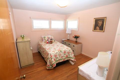 27 W Devon Ave, Roselle, IL 60172 photo 14