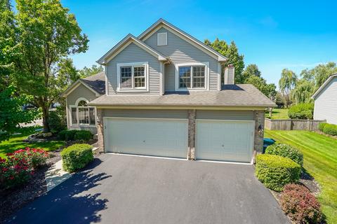 2005 Gleneagle Dr, Plainfield, IL 60586 photo 2