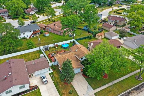 1340 Devonshire Ln, Hoffman Estates, IL 60169 photo 42