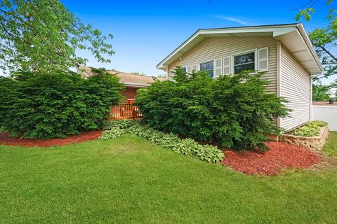 1340 Devonshire Ln, Hoffman Estates, IL 60169 photo 5