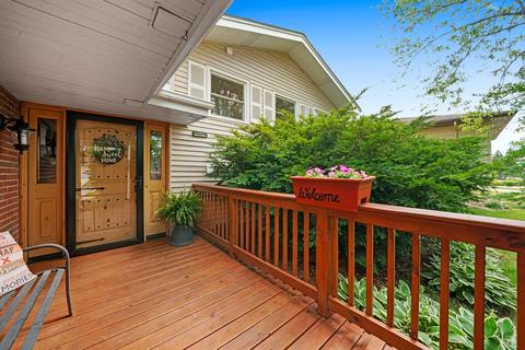 1340 Devonshire Ln, Hoffman Estates, IL 60169 photo 8