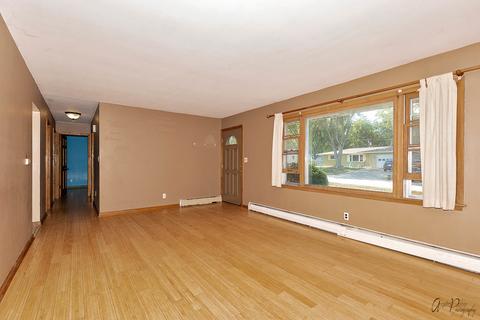 1205 Jasper Dr, Mchenry, IL 60051 photo 3