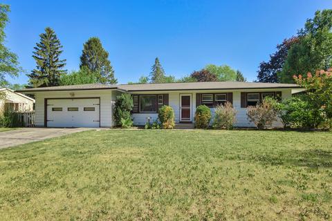 1205 Jasper Dr, Mchenry, IL 60051 photo 1