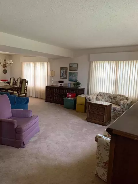 615 E Cherry Ave, Cherry, IL 61317 photo 4